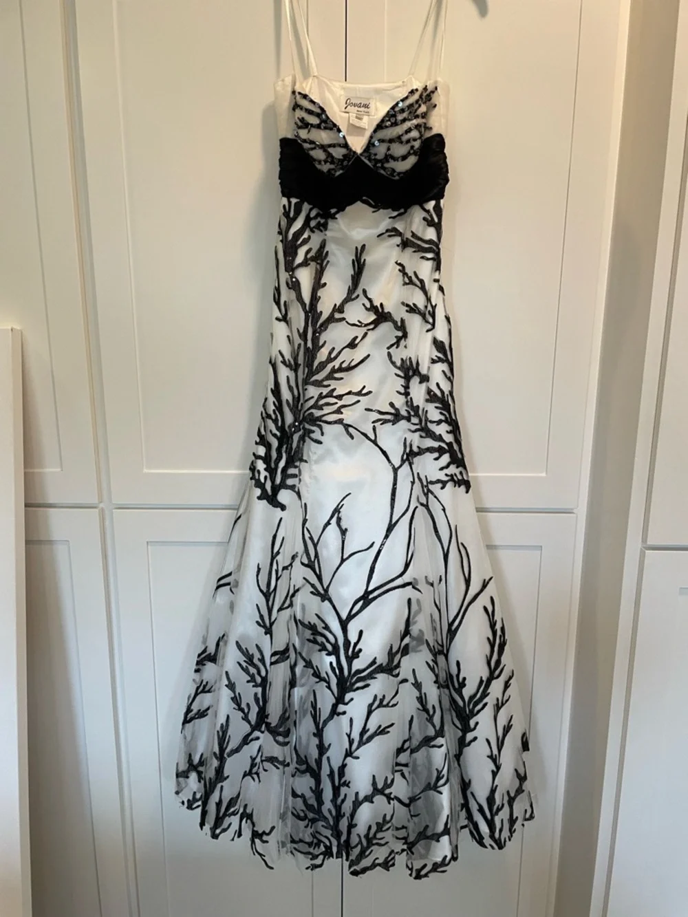 Jovani white black sequined strapless fit and flare Prom Gown - Picture 1 of 9